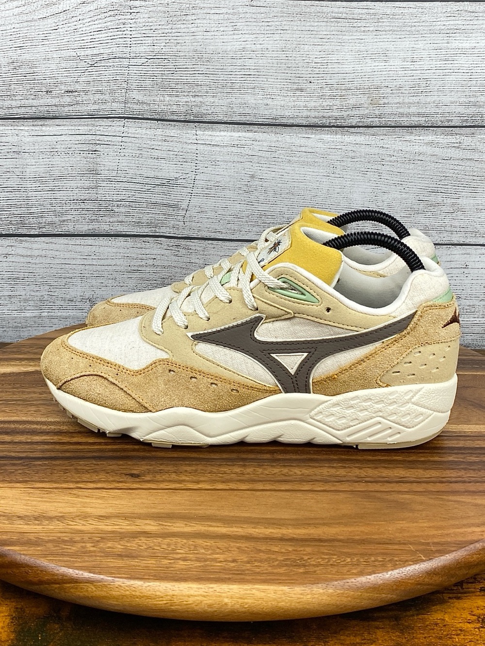 Mizuno Contender Countryside Pack Spruce Yellow Brown Shoes Men’s Size 8.5